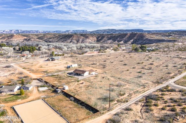 2771 S COUNTRY HILL Road, Cornville, AZ 86325