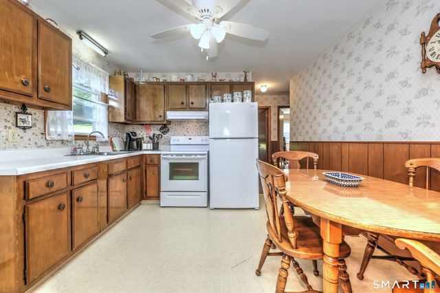 212 Swain Avenue, Meriden, CT 06450