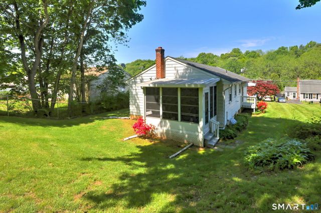 212 Swain Avenue, Meriden, CT 06450