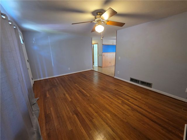 1 Hopkins Court, Coventry, RI 02816