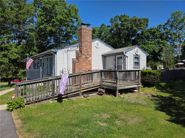 1 Hopkins Court, Coventry, RI 02816