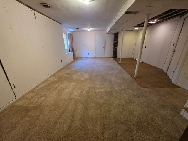 1 Hopkins Court, Coventry, RI 02816