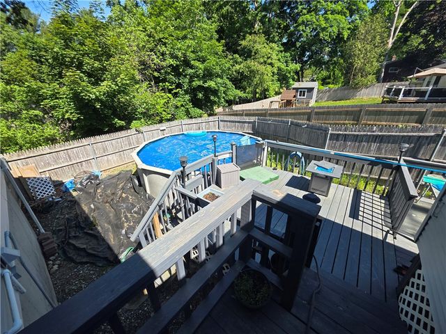 1 Hopkins Court, Coventry, RI 02816
