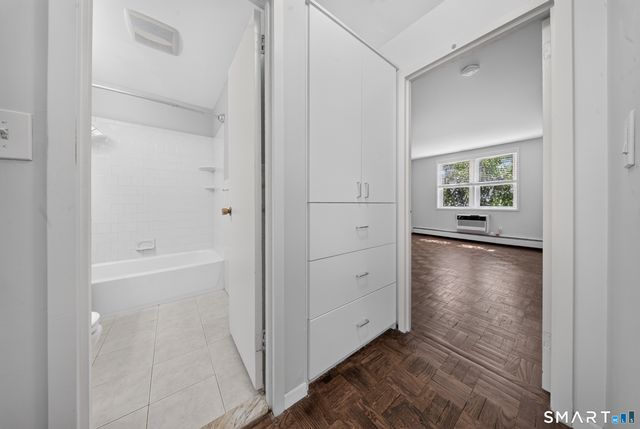 140 Grove Street 2H, Stamford, CT 06901