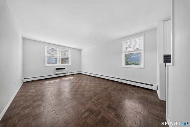 140 Grove Street 2H, Stamford, CT 06901