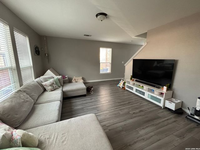 108 GATEWOOD CLF, Cibolo, TX 78108