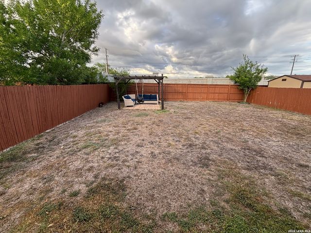 108 GATEWOOD CLF, Cibolo, TX 78108