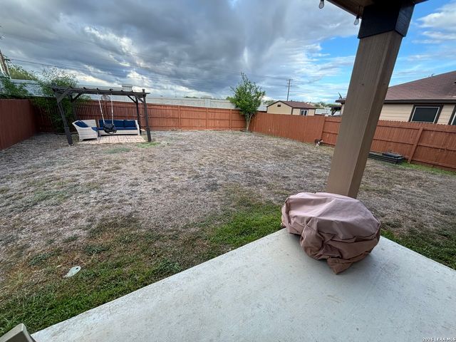 108 GATEWOOD CLF, Cibolo, TX 78108