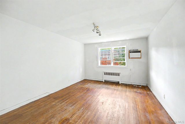 22637 Union Turnpike B, Bayside, NY 11364