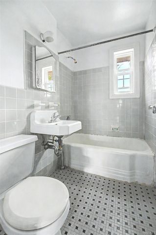 22637 Union Turnpike B, Bayside, NY 11364