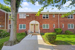 22637 Union Turnpike B, Bayside, NY 11364