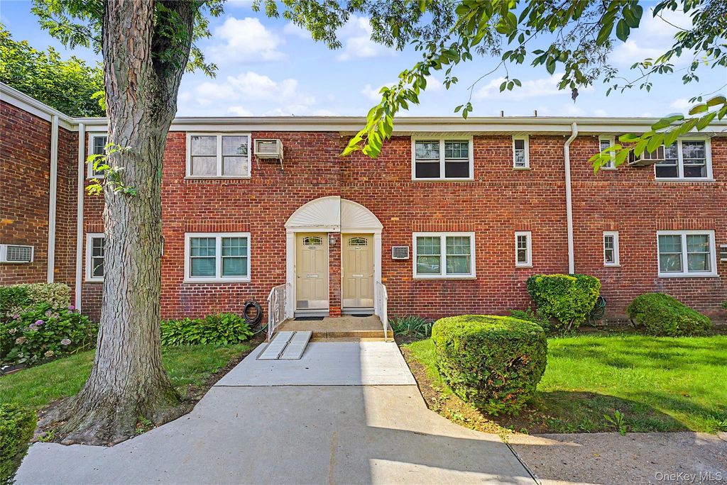 22637 Union Turnpike B, Bayside, NY 11364