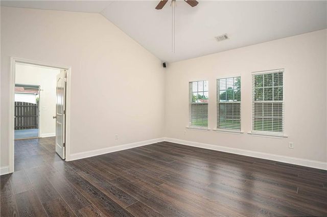 282 Monarch Village Way, Stockbridge, GA 30281