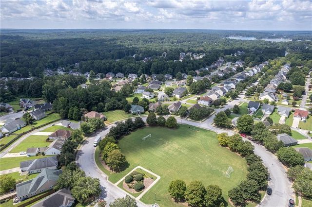 282 Monarch Village Way, Stockbridge, GA 30281