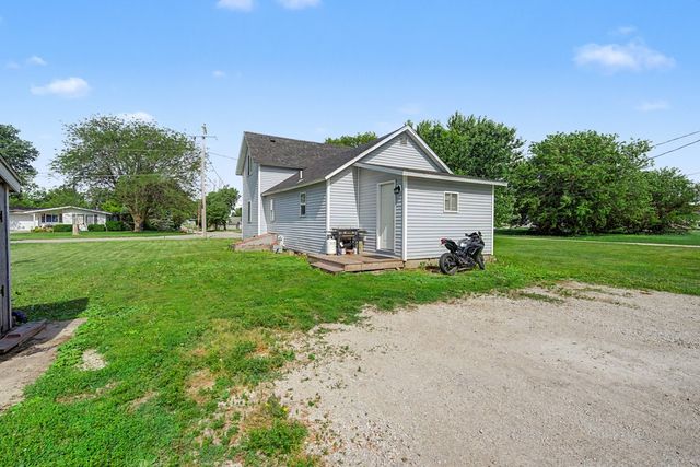 511 Marshall Street, Dexter, IA 50070