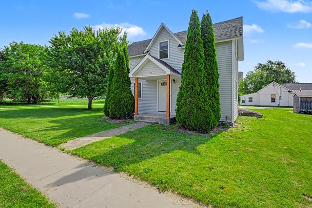 511 Marshall Street, Dexter, IA 50070