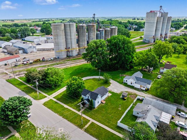511 Marshall Street, Dexter, IA 50070