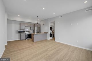 1205 S 15TH ST #4D, Philadelphia, PA 19146