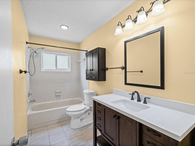1105 TUXFORD DRIVE, Brandon, FL 33511