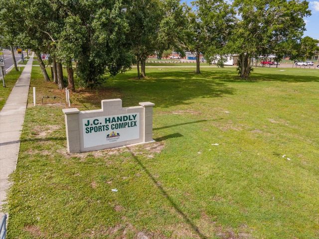 1105 TUXFORD DRIVE, Brandon, FL 33511