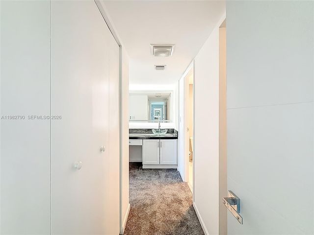 20301 W Country Club Dr 2428, Aventura, FL 33180