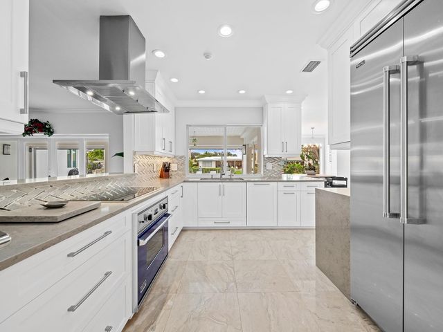 2811 NE 55th Place, Fort Lauderdale, FL 33308