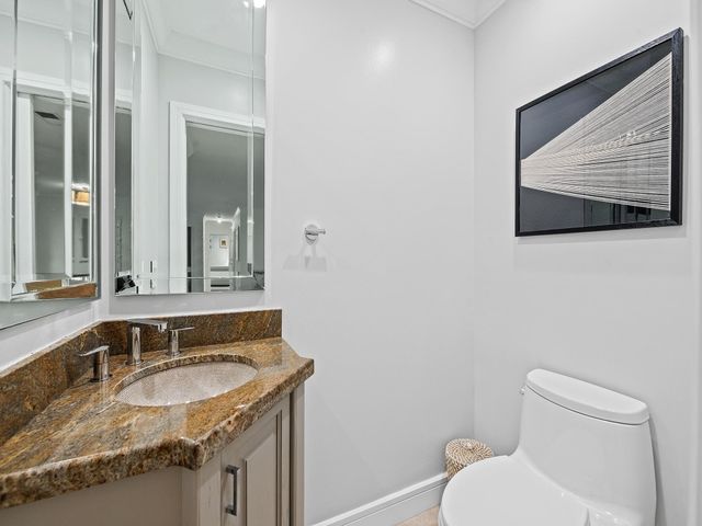 2811 NE 55th Place, Fort Lauderdale, FL 33308