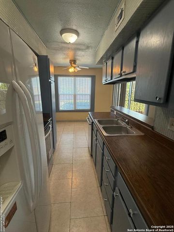 5944 Danny Kaye Dr Apt 1, San Antonio, TX 78240