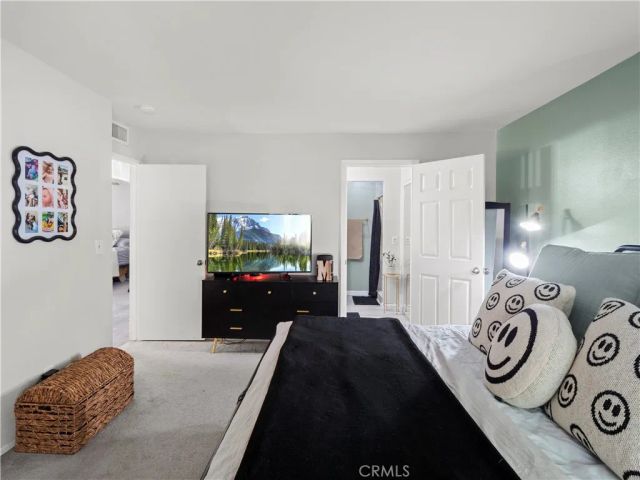 16623 Shinedale Drive, Canyon Country, CA 91387