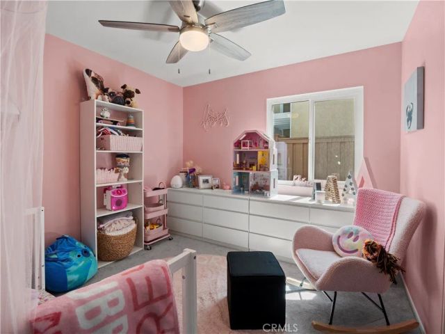 16623 Shinedale Drive, Canyon Country, CA 91387