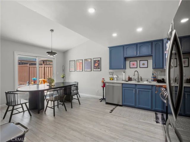 16623 Shinedale Drive, Canyon Country, CA 91387