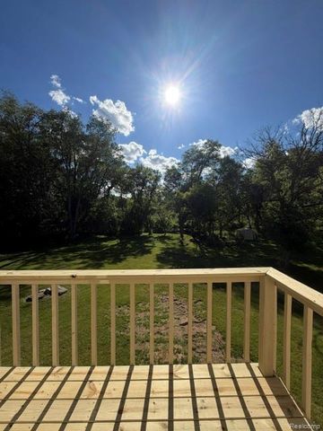 2580 Harvest Hill, Brighton Township, MI 48114