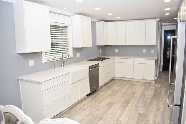 2580 Harvest Hill, Brighton Township, MI 48114