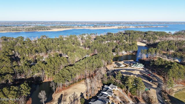 104 Fairview Lane, Chocowinity, NC 27817