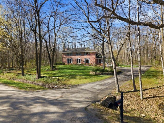 4550 Thorncrest DRIVE, Franklin, WI 53132
