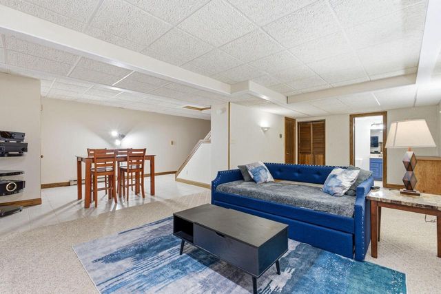 4550 Thorncrest DRIVE, Franklin, WI 53132
