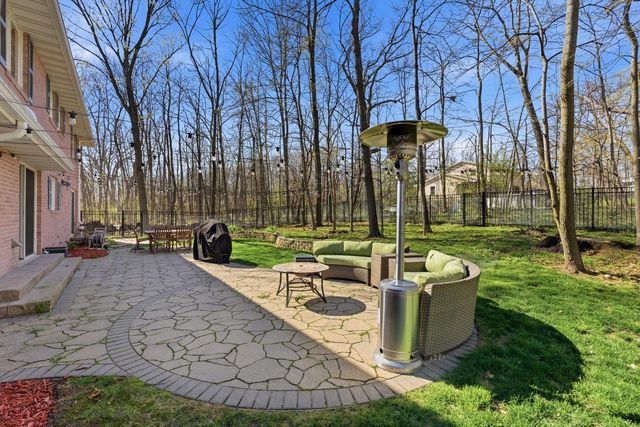 4550 Thorncrest DRIVE, Franklin, WI 53132