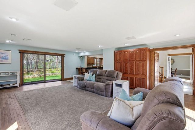 4550 Thorncrest DRIVE, Franklin, WI 53132