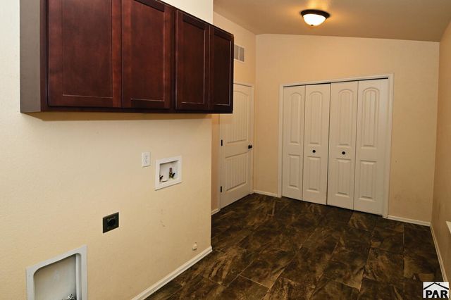 1245 N Ladonia Dr, Pueblo West, CO 81007