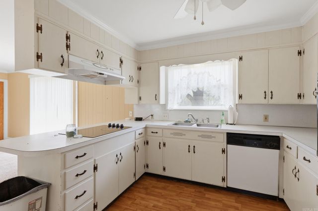 331 Lakeshore Drive, Hot Springs, AR 71913