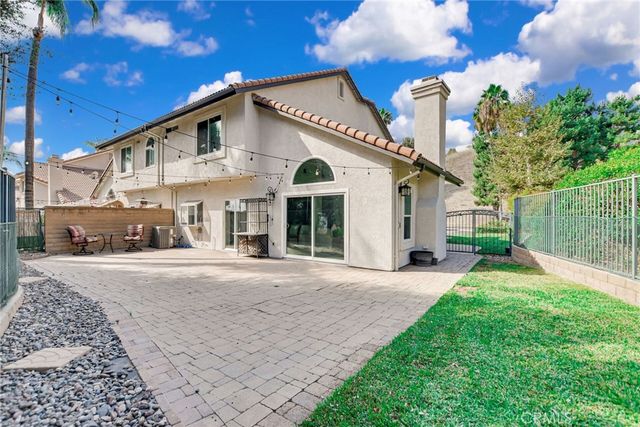 2304 Calle Adriana, San Dimas, CA 91773