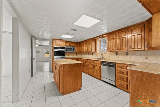 1706 Freedom Lane, Copperas Cove, TX 76522