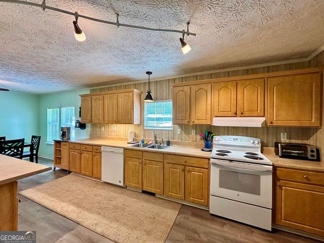 110 Oconee Drive, Sparta, GA 31087