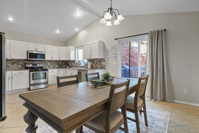 805 E Justin Ave, Medical Lake, WA 99022