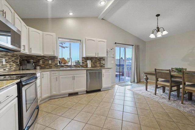 805 E Justin Ave, Medical Lake, WA 99022