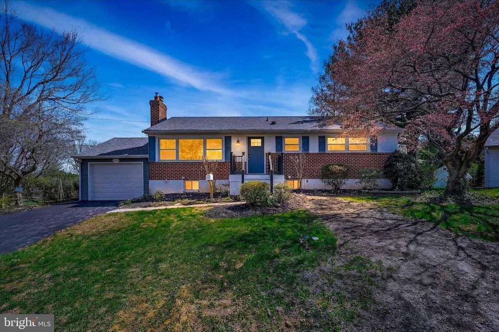 Image 1 of property listing at 105 DUBLIN CT, Bel Air, MD 21014