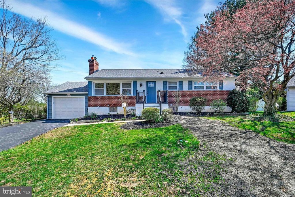 Image 2 of property listing at 105 DUBLIN CT, Bel Air, MD 21014