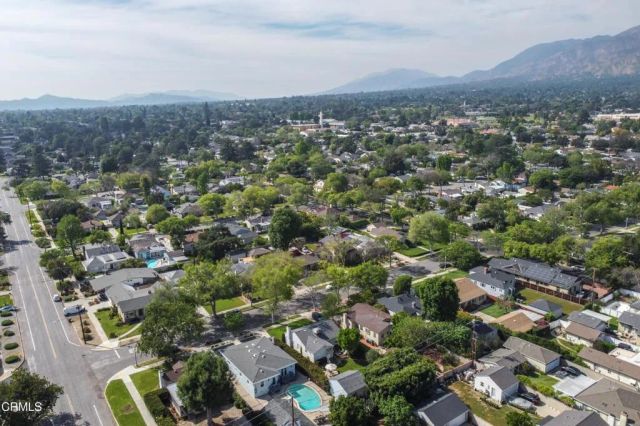 480 Castano Avenue, Pasadena, CA 91107