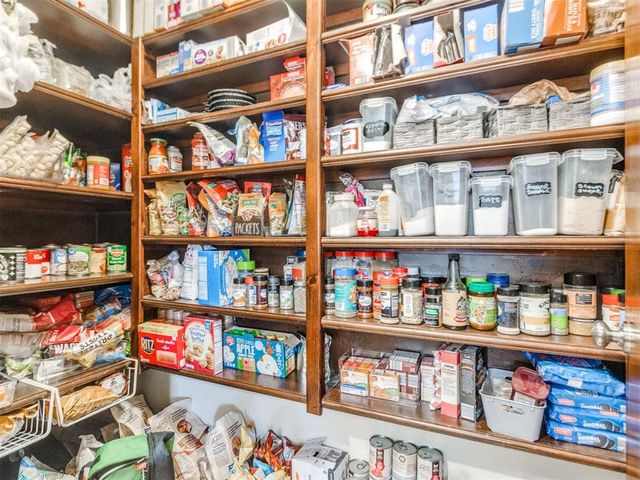 4204 Thorn Burn Place, Oklahoma City, OK 73179