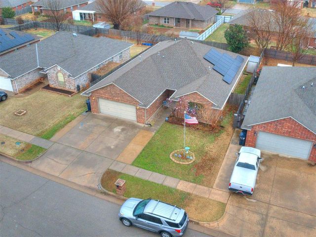 4204 Thorn Burn Place, Oklahoma City, OK 73179